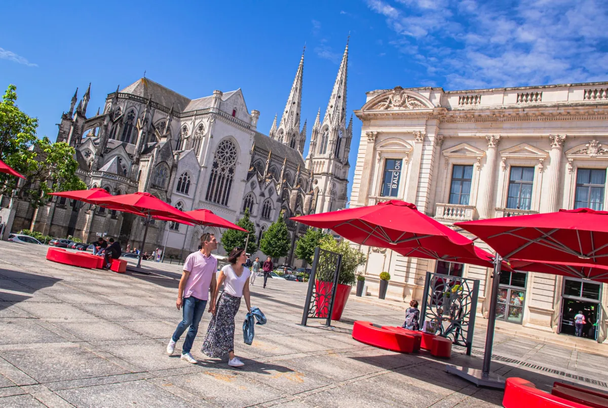 Place Travot à Cholet - Zone d'intervention Canap'Clean